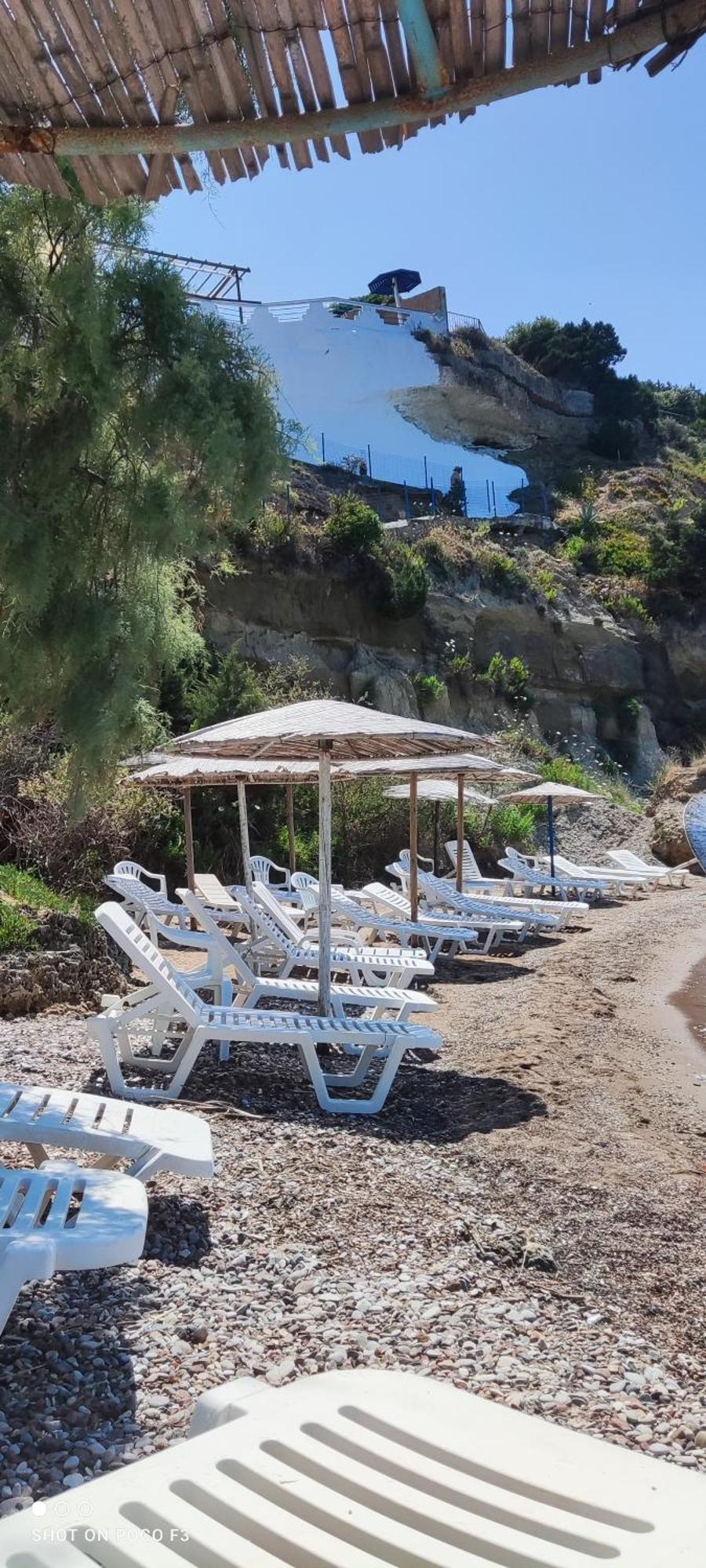 Koralli Sea View Hotel Kato Achaḯa Bagian luar foto