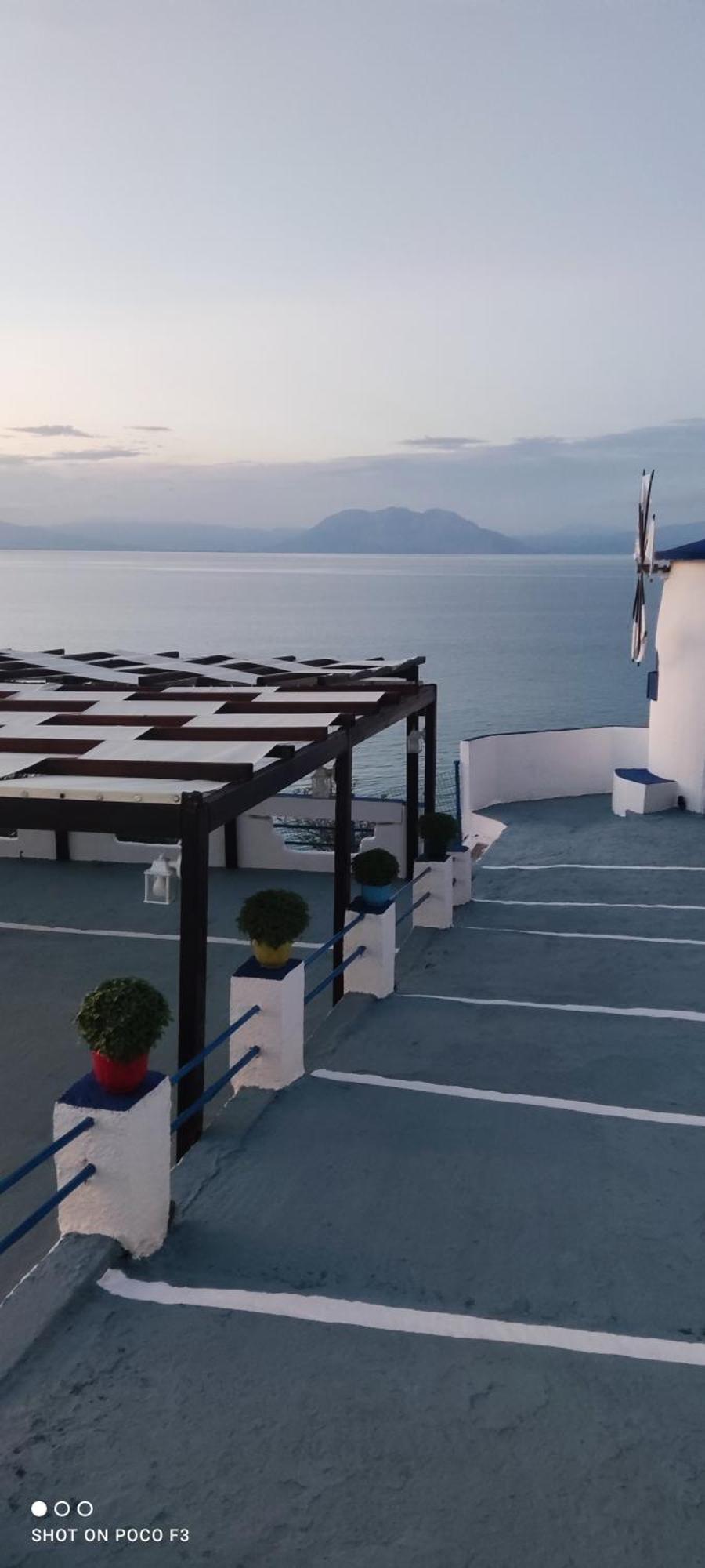 Koralli Sea View Hotel Kato Achaḯa Bagian luar foto