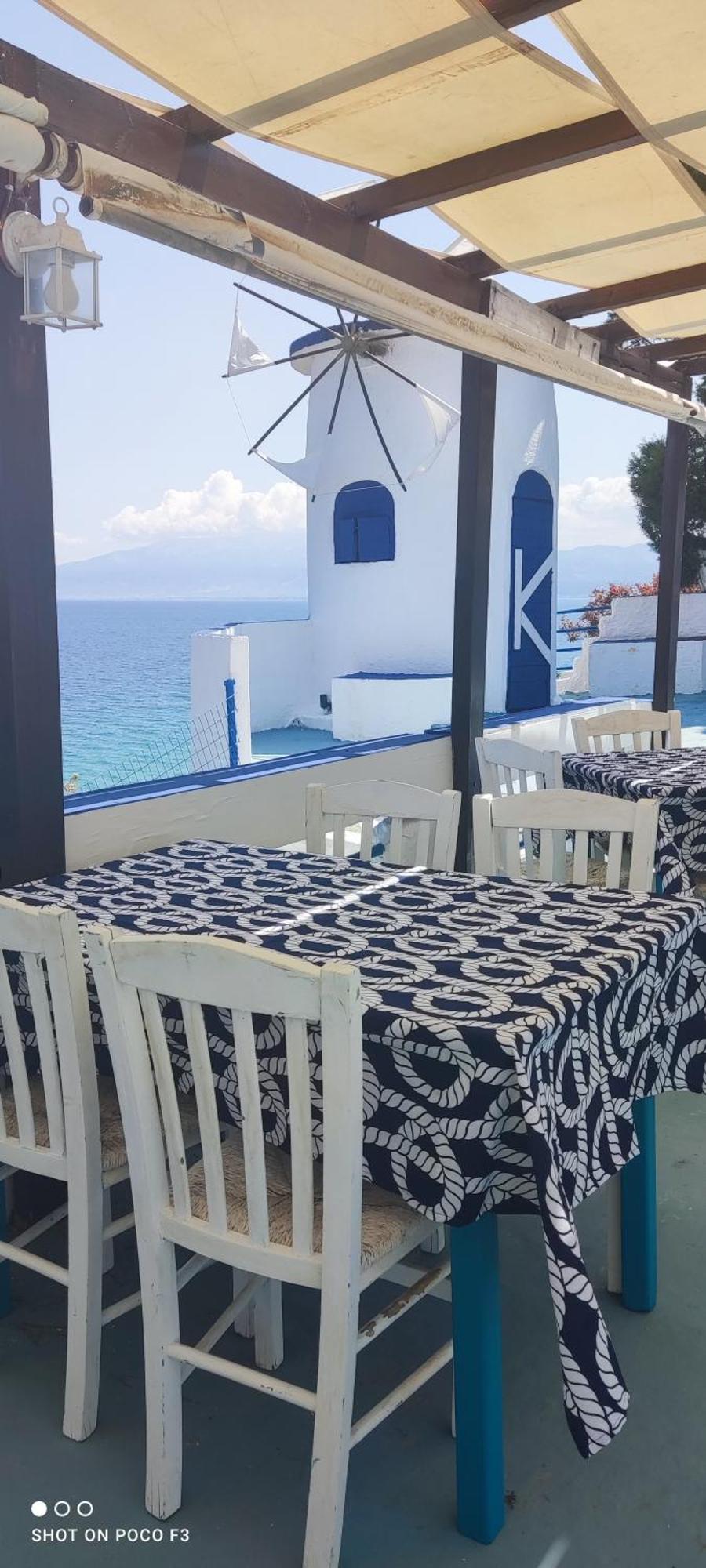 Koralli Sea View Hotel Kato Achaḯa Bagian luar foto