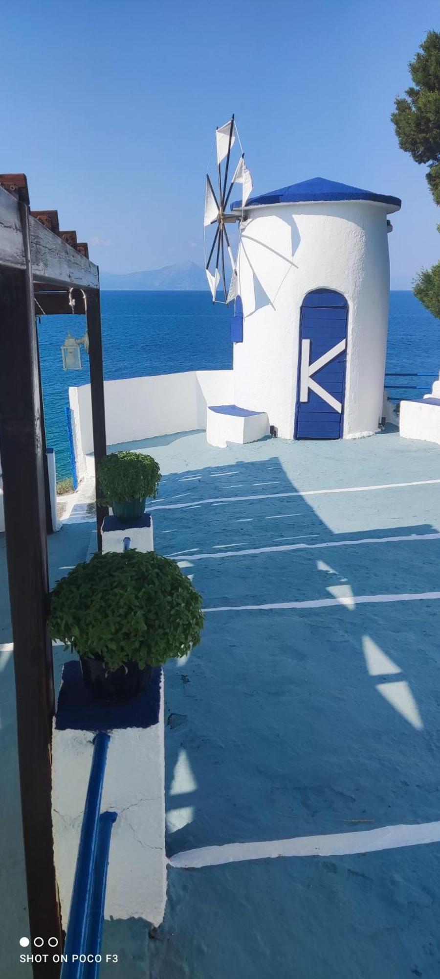 Koralli Sea View Hotel Kato Achaḯa Bagian luar foto
